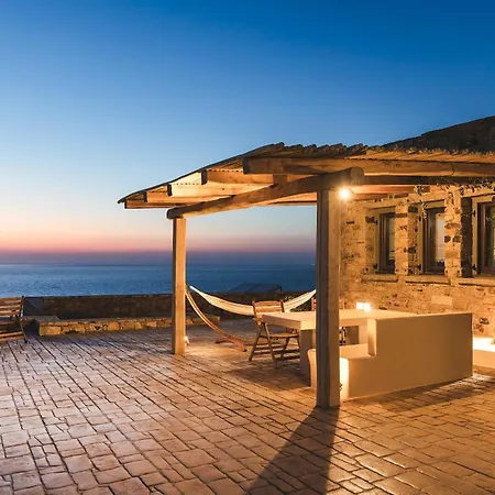 “Blue view” uphill Holiday home