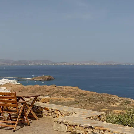 “Blue view” uphill Naxos City