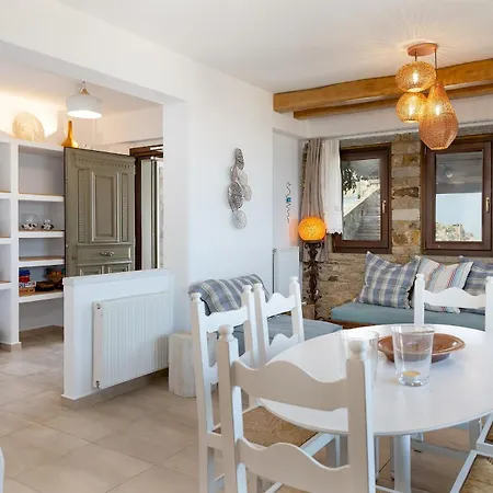 “Blue view” uphill 4* Naxos City