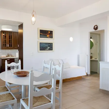 “Blue view” uphill Naxos City