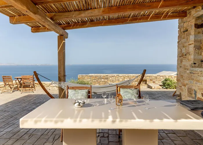 Дом отдыха “Blue View” Uphill Naxos City